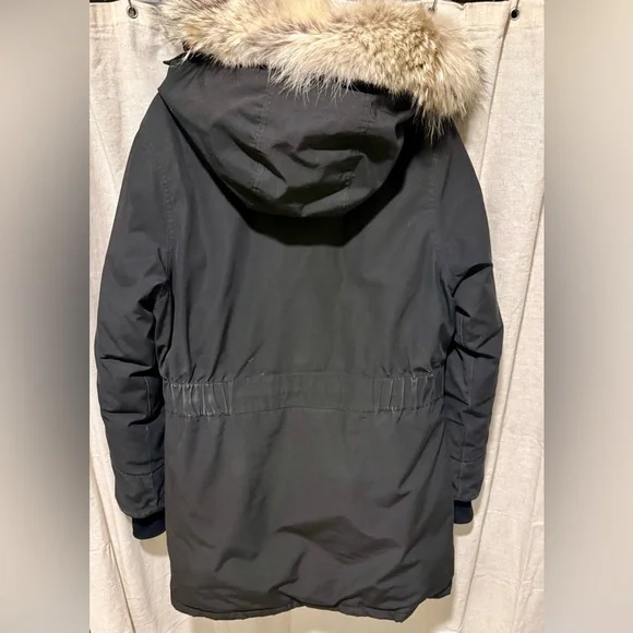 Canada Goose Women's Black Ski Jacket - Picture 3 of 7